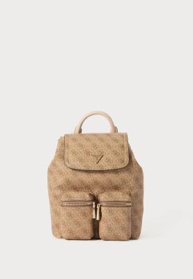 GUESS ZAINO MANHATTAN II FLAP BACKPACK  LATTE LOGO 