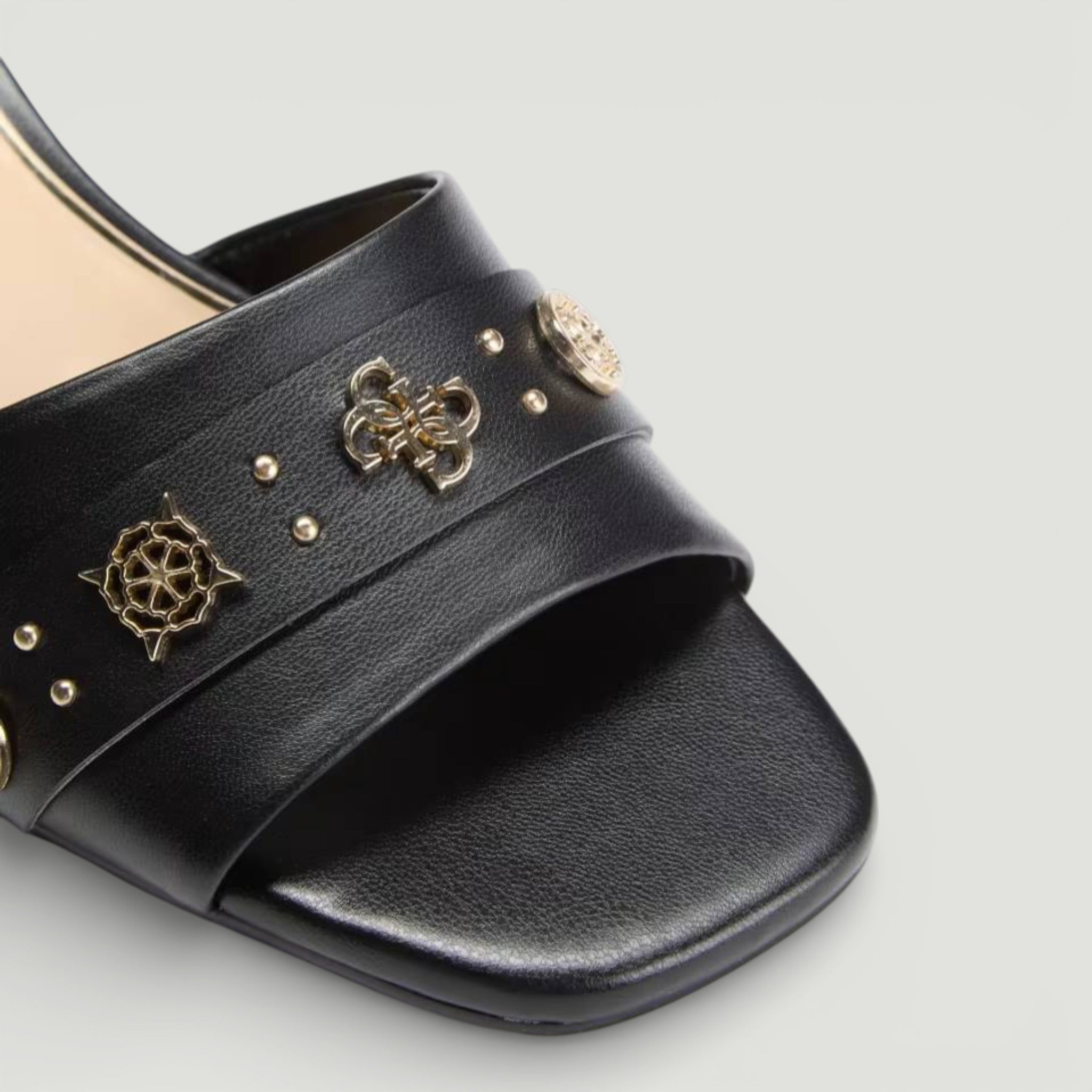 GUESS SANDALI GAURI BLACK